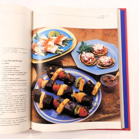 McCalls Best Recipes Annual Collection 1993 Cookbook Recipes for Each Month HB - Picture 6 of 8